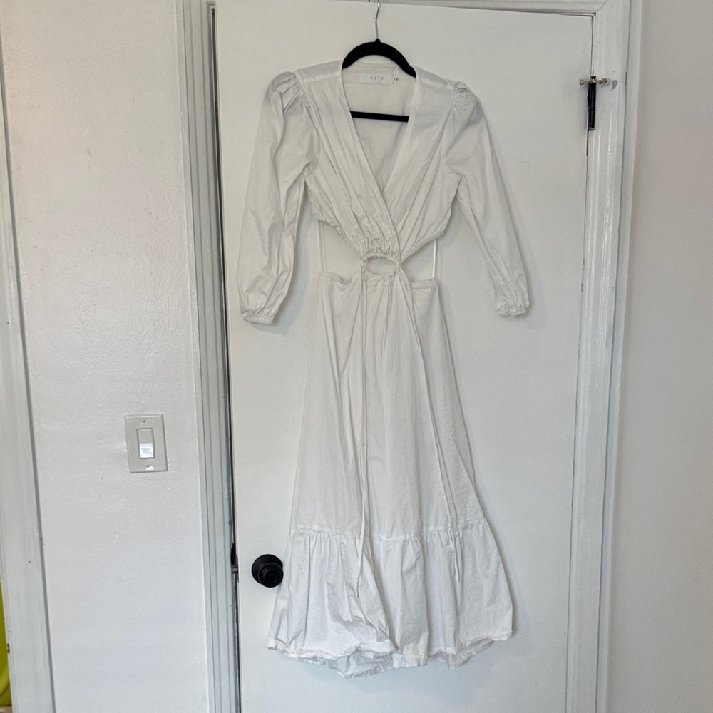Astr White Long Sleeve Maxi Dress